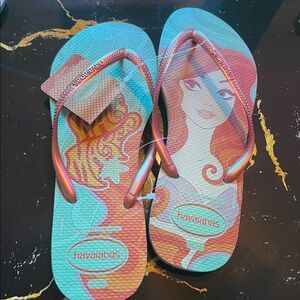 Havaianas Disney Ariel Mermaid Flip Flops Size 11/12 W - Huge Princess Energy